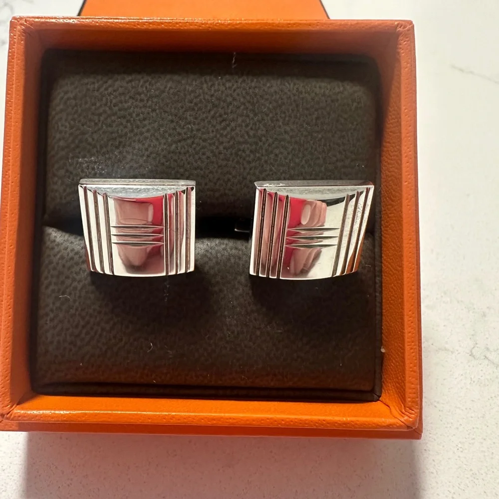 HERMES Silver Padlock H Logo Cuff Links